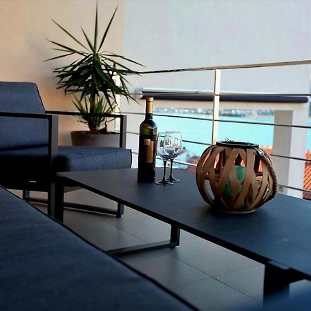 Luxury Villa Lana Apt, Seaview Terrace, Large Outdoor Space, Bbq Trogir Kültér fotó